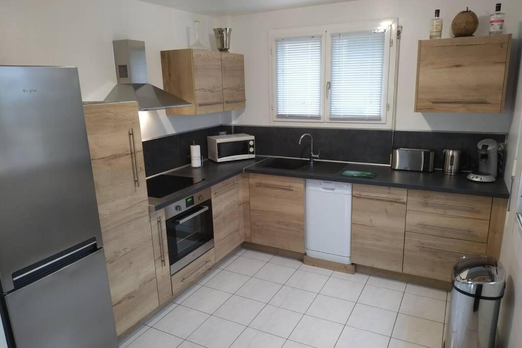 Appartement T3 Spacieux Avec Vue Sur L'Etang De Thau Au 1Er Etage D'Une Villa - Entree Independante Σετ Εξωτερικό φωτογραφία